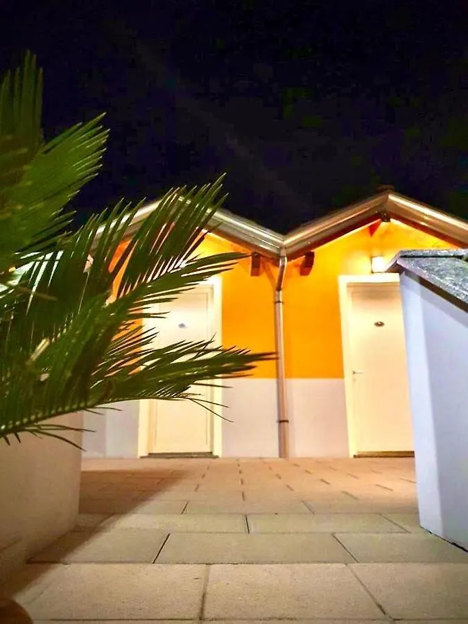 La Siesta Bed&Residence Cardano Al Campo 0*,